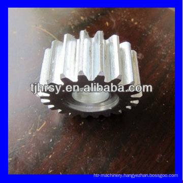 Spur gear with zinc finished